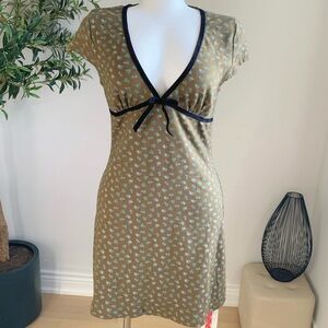 Cider Floral Bow V Neck Dress M NWT Vintage Style